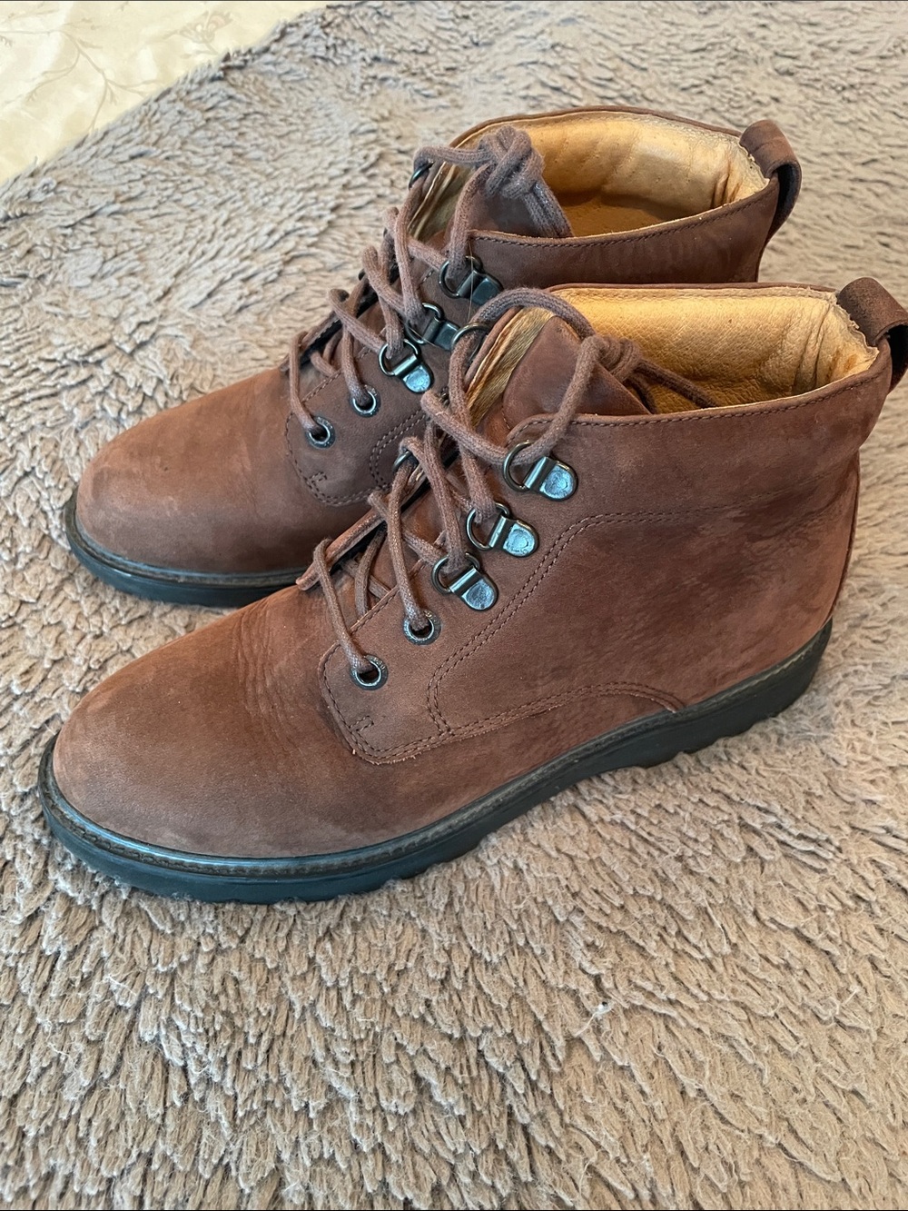 ROCKPORT Women’s Waterproof Brown Suede Lace-up Boots Size 6M | GUC